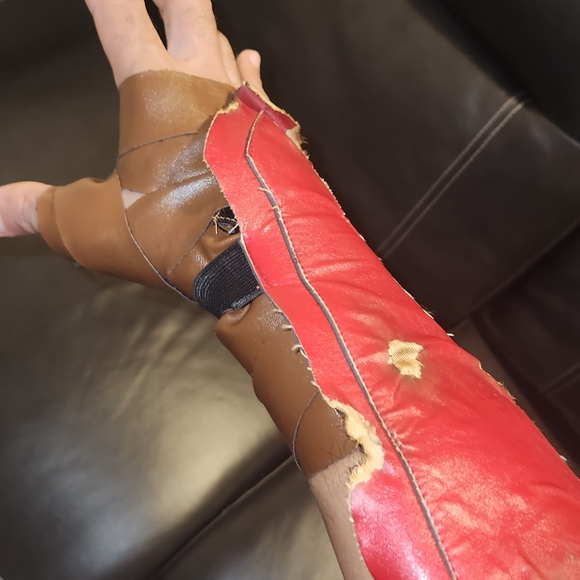 Zombie dr strange costume! Size medium - Picture 14 of 15